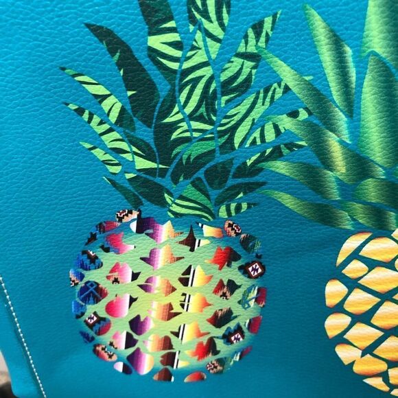 NWTCowgirl Trendy teal pineapple crossbody bag with adjustable strap - Picture 11 of 16